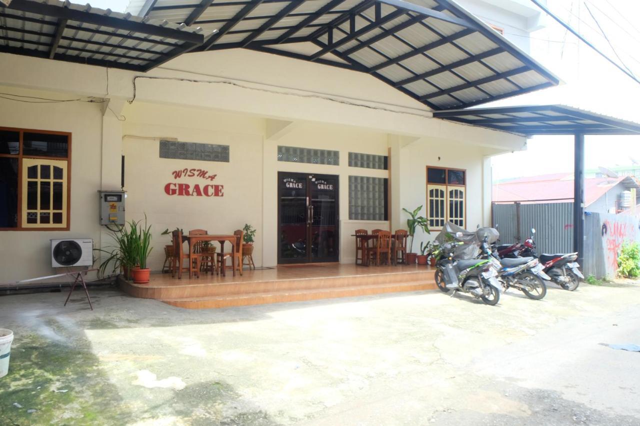 Wisma Grace Ambon Exterior photo